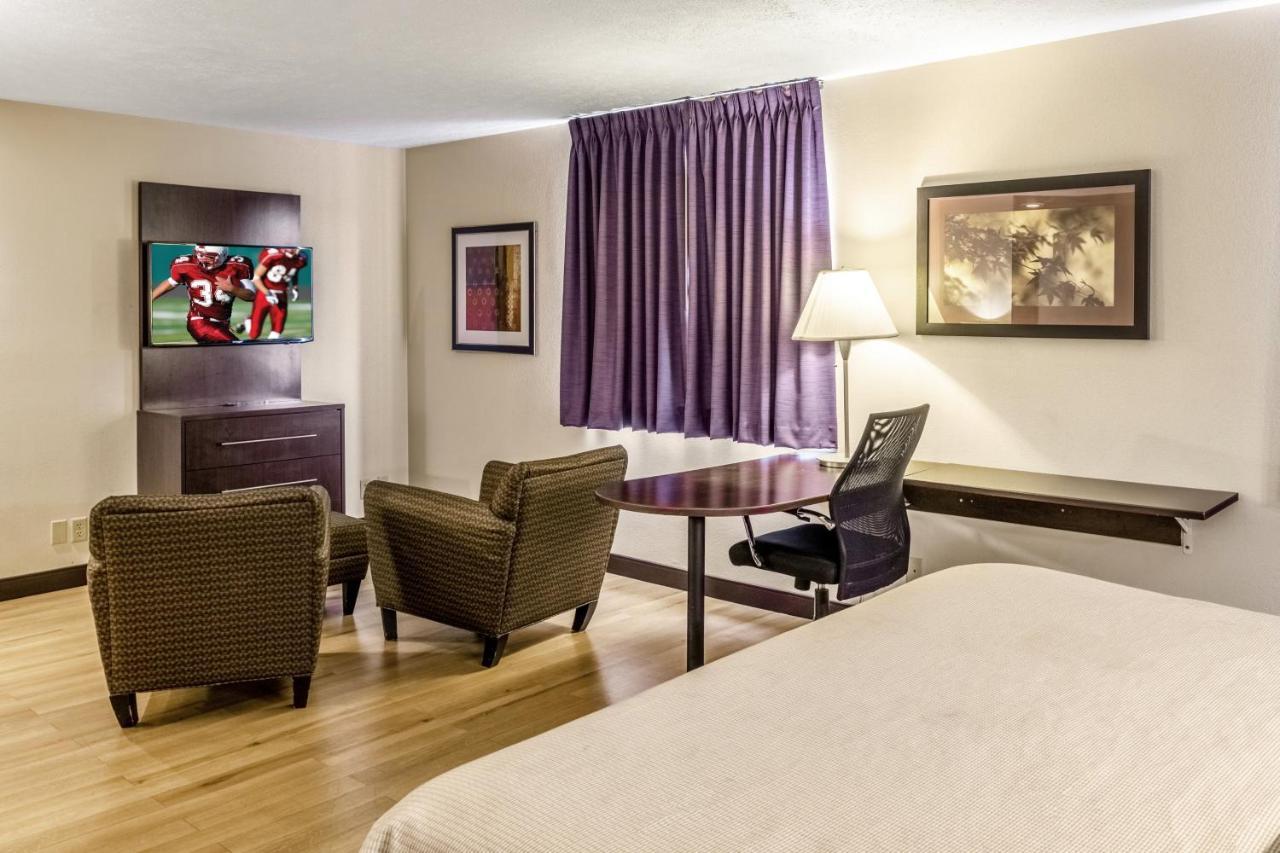 Red Roof Inn Columbus - Taylorsville Luaran gambar