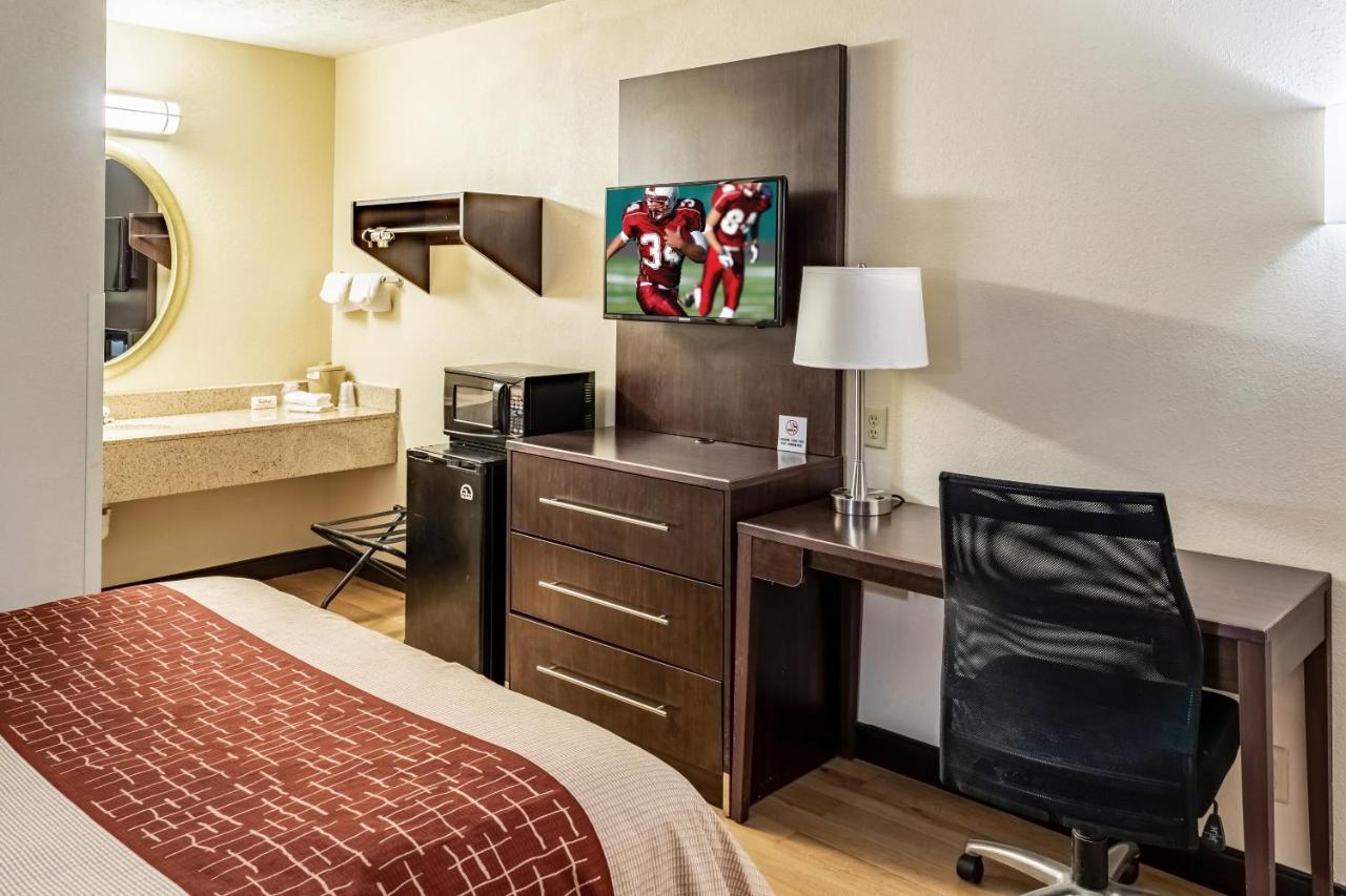 Red Roof Inn Columbus - Taylorsville Luaran gambar